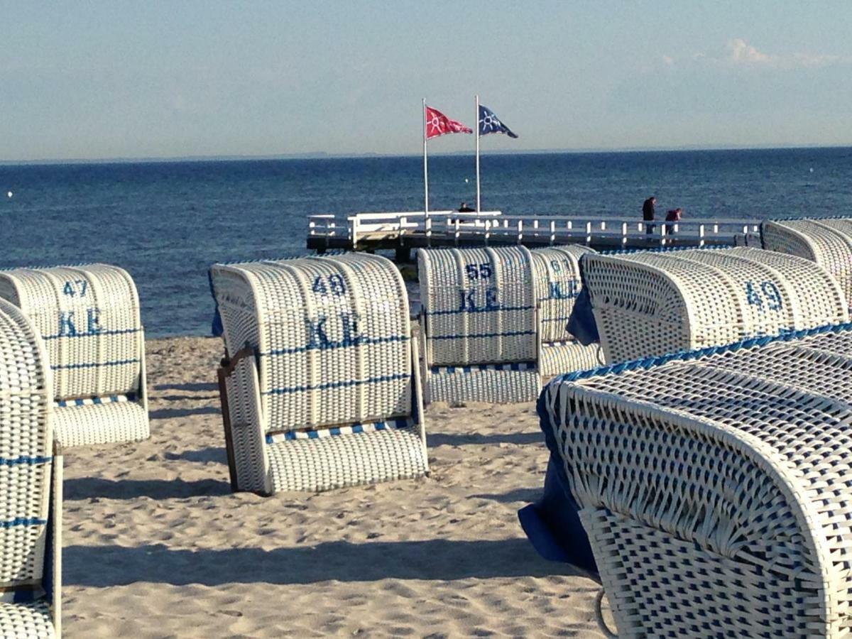 Ferienhauser Lensterstrand Экстерьер фото